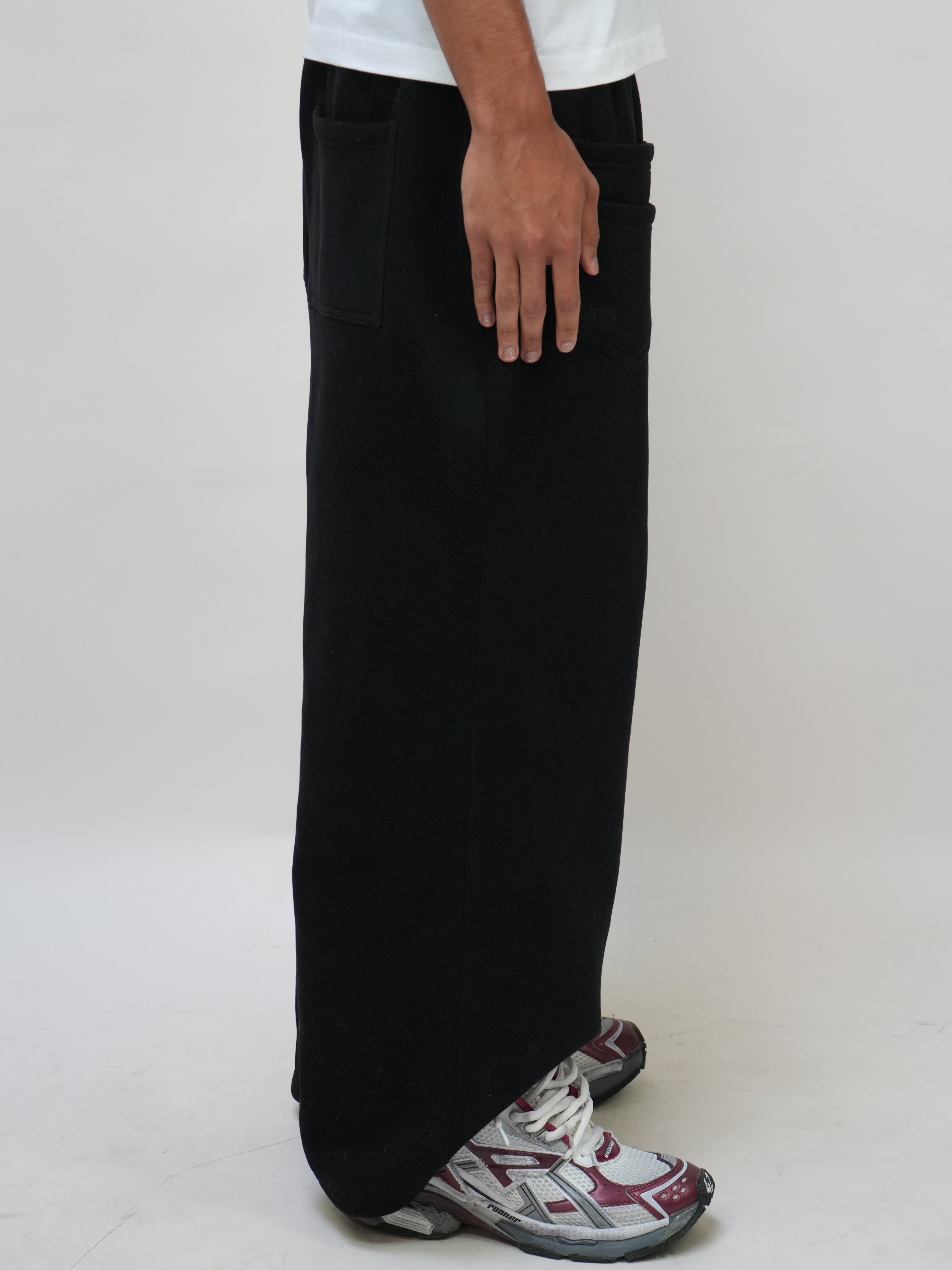 JAPANESE ARCHIVED PANTS – 460 GSM BLACK (PRE-ORDER)